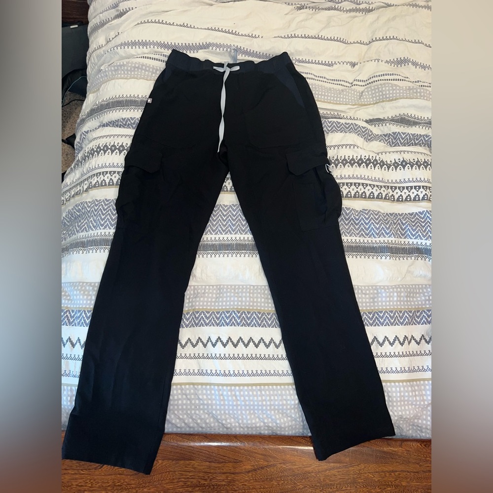 FIGS Technical Collection Women’s Scrubs Black Size Medium Pants